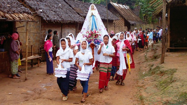 Quelles sont les religions Birmanie : une majorité de bouddhistes au Myanmar. 